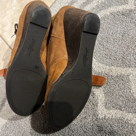 Luck Brand caramel color suede boots - Picture 3 of 4